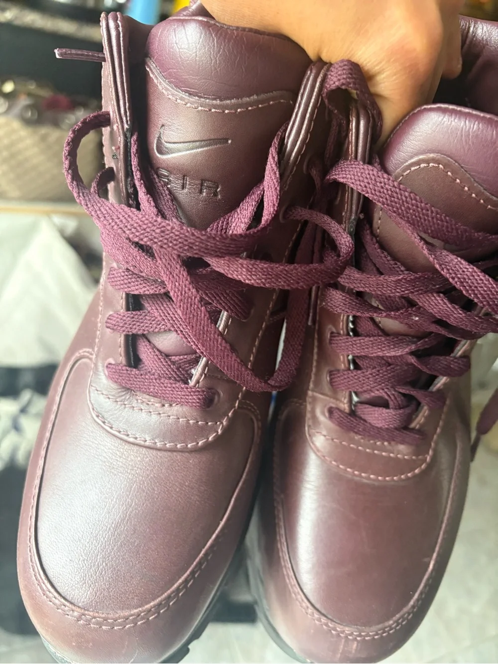 NIKE ACG AIR MAX GOADOME BOOTS 8.5 BROWN/BURGUNDY